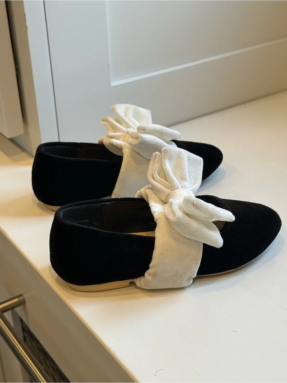Janie and Jack Black Velvet Mary Jane Shoes with White Bow